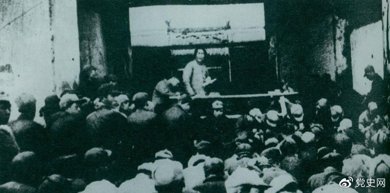1935年12月27日，毛澤東在陜北瓦窯堡黨的活動分子會議上作《論反對日本帝國主義的策略》報告。