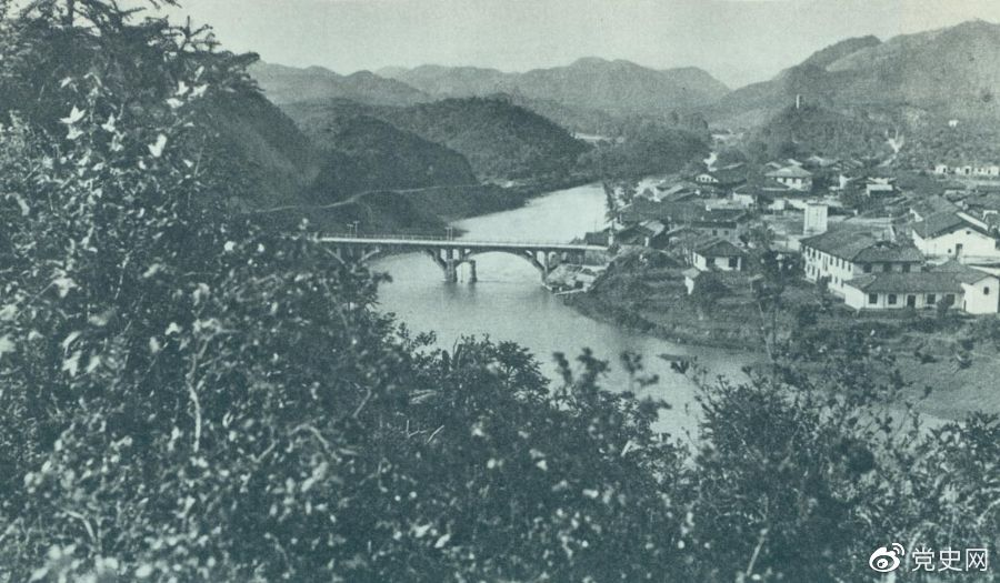 1930年12月，紅軍在龍岡地區(qū)殲滅國民黨軍第十八師近一萬人，活捉敵師長張輝瓚。圖為作戰(zhàn)舊址江西興國東北的龍岡。